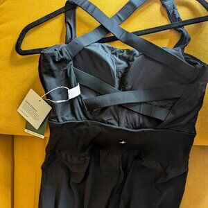 NWT Breezeful Split Leg, Crossback strap, Halara Jumpsuit Black, size M